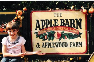 and more apple barn